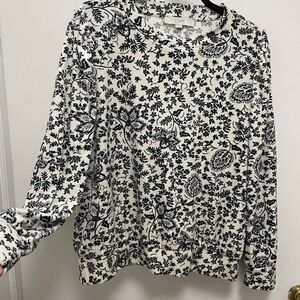 LOFT Women's Black and White Sweater